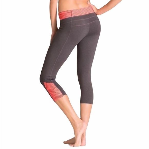 Athleta Pants & Jumpsuits Athleta Stripes Balancecapri Legging